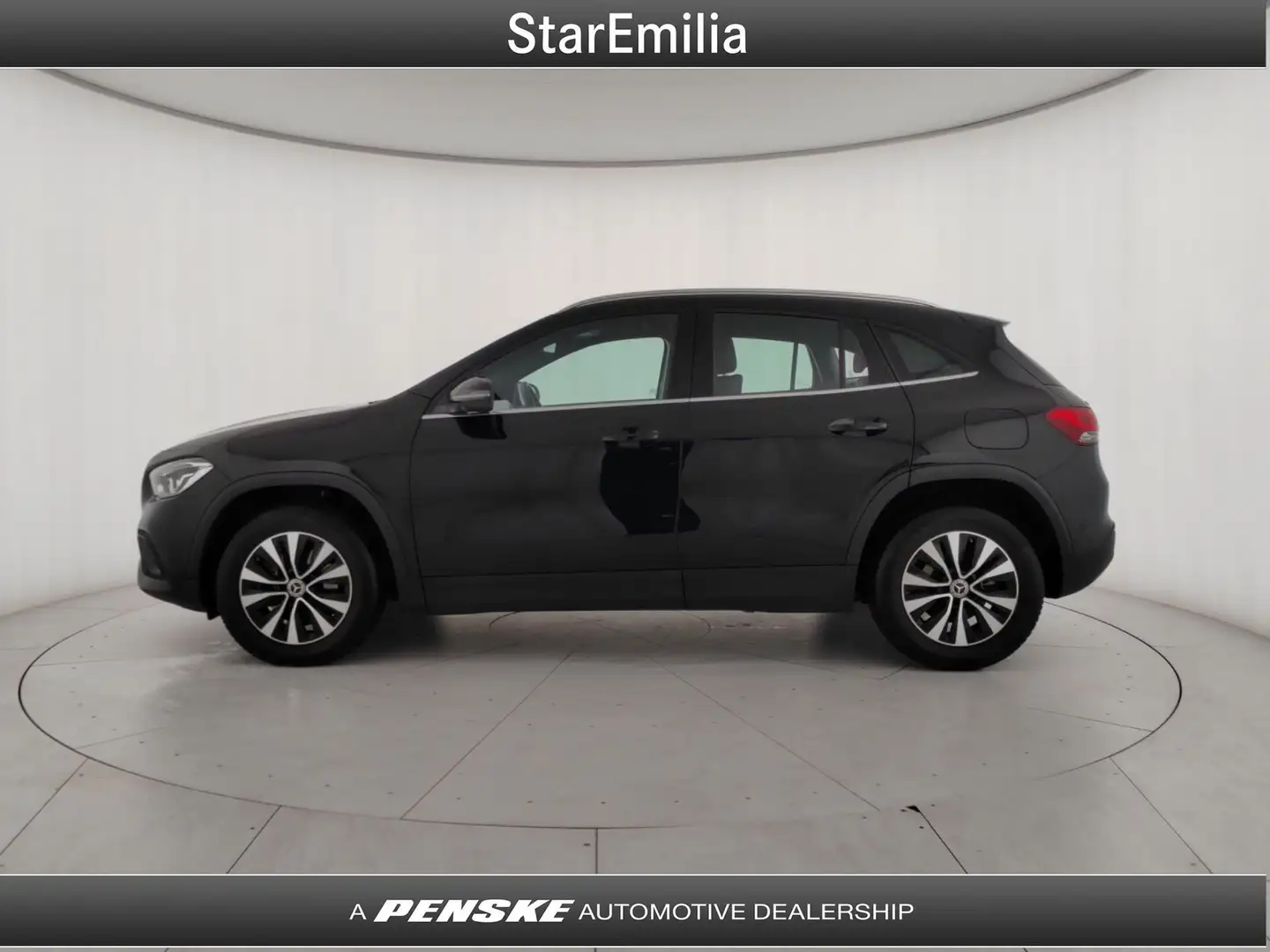 Mercedes-Benz GLA 200 GLA 200 d Automatic Sport Schwarz - 2