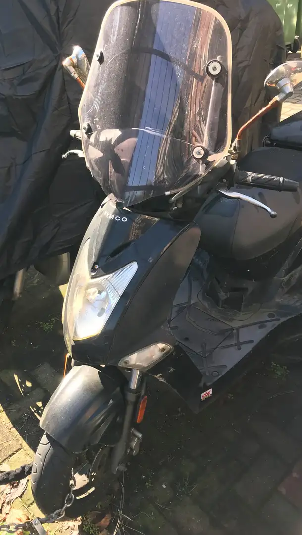 Kymco Agility 50 R12 Zwart - 2