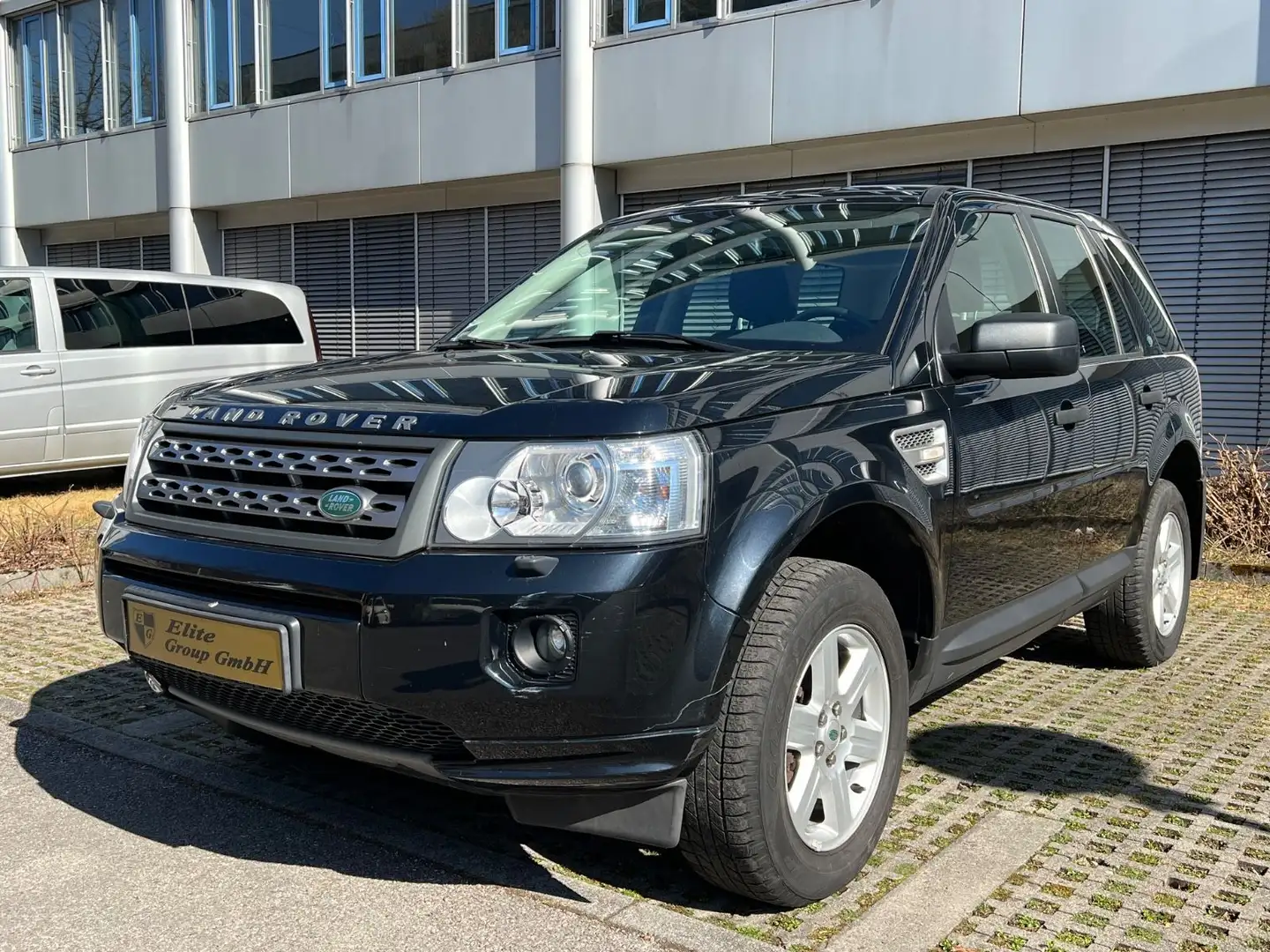 Land Rover Freelander TD4 S*4x4*Sitzheizung*PDC*Alpin*Euro5 Noir - 1