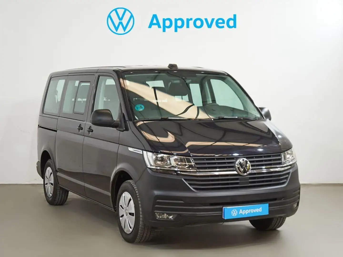 Volkswagen T5 Caravelle 2.0TDI Batalla Corta Premium 110kW Negro - 1