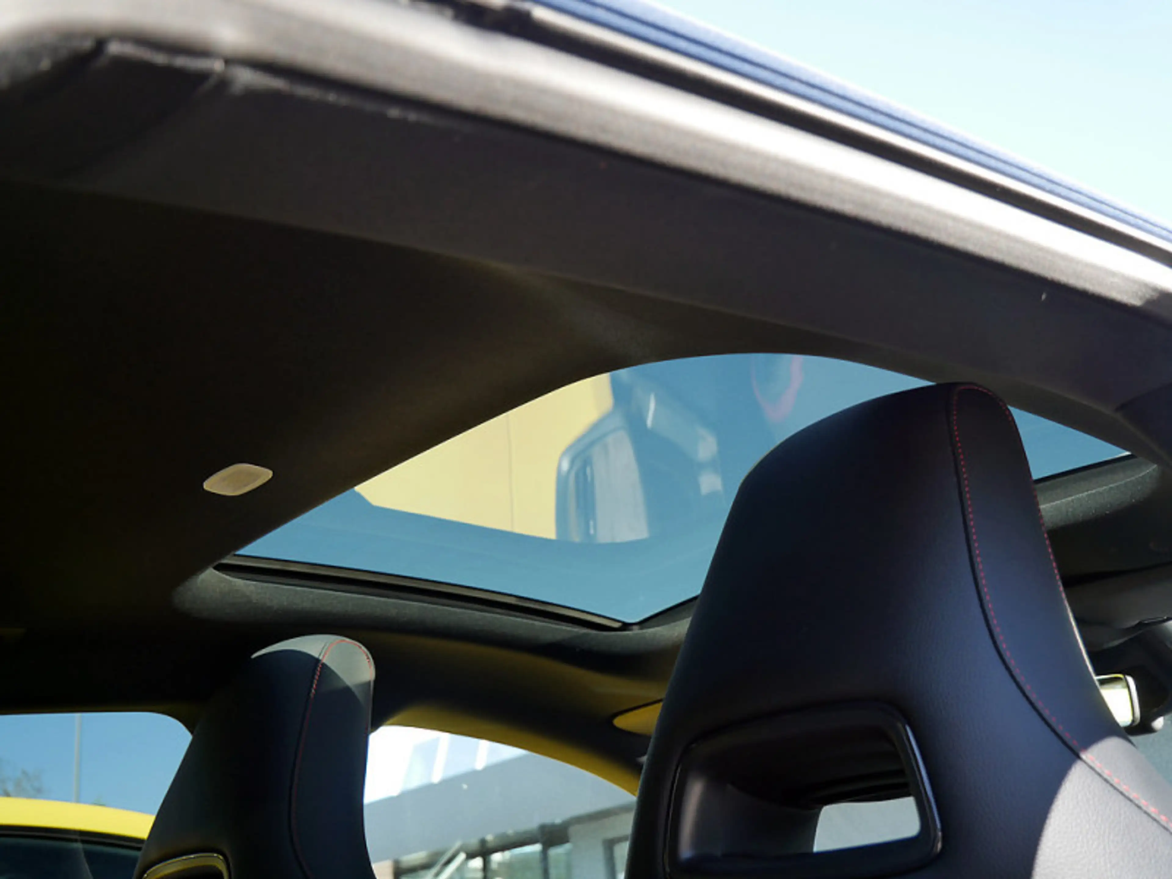 Mercedes-Benz CLA 220 d SB AMG Night Multibeam Pano Standhz360 — photo 11