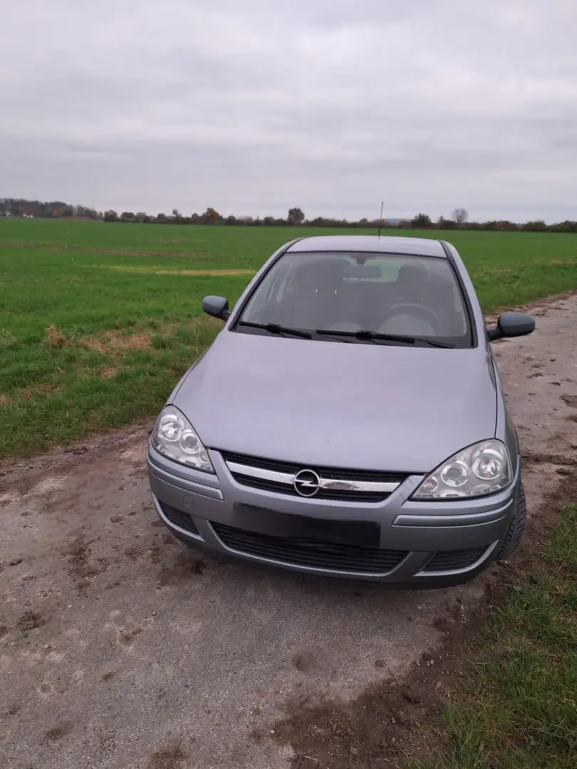 Opel Corsa 1.2 16V Edition - 2
