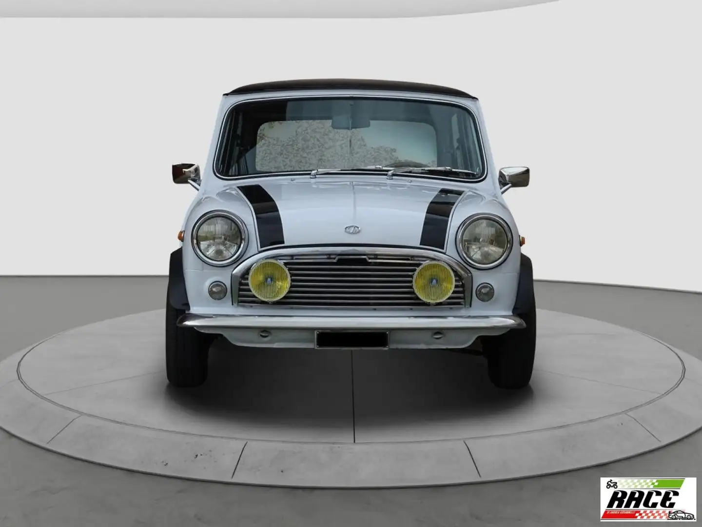 Innocenti Mini Minor MK2 B38 Bianco - 2