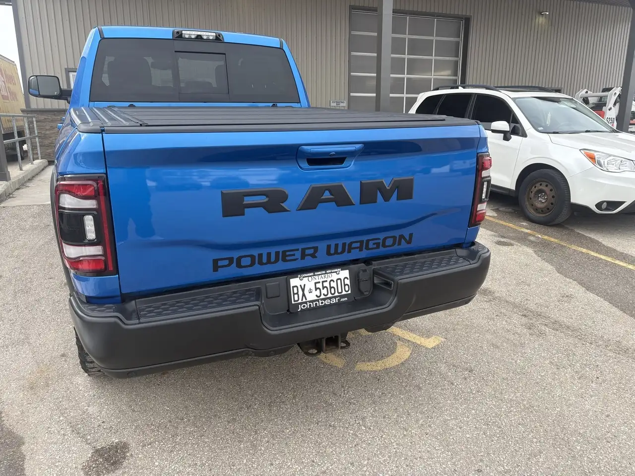 RAM 2500 снимка RAM 2500