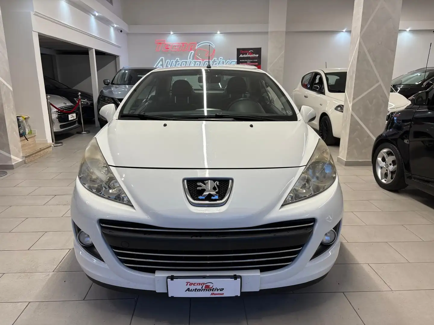 Peugeot 207 CC 1.6 hdi 8v Feline 112cv Blanc - 2