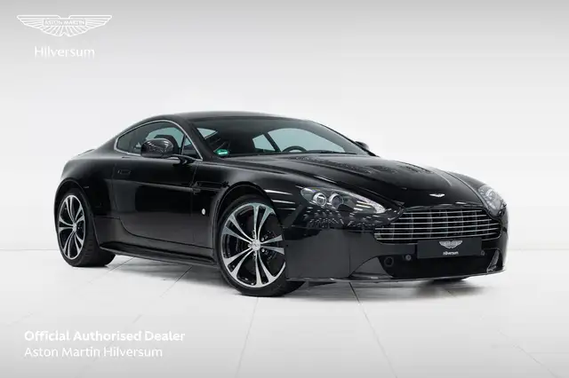 Aston Martin Vantage V12 | Manual | Carbon Black Edition | Incl. BPM |