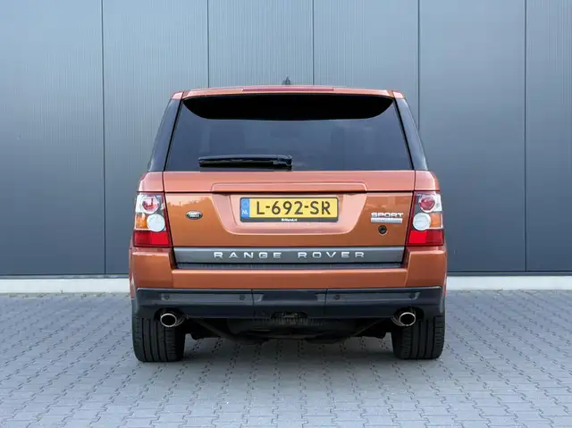 Land Rover Range Rover Sport view 8
