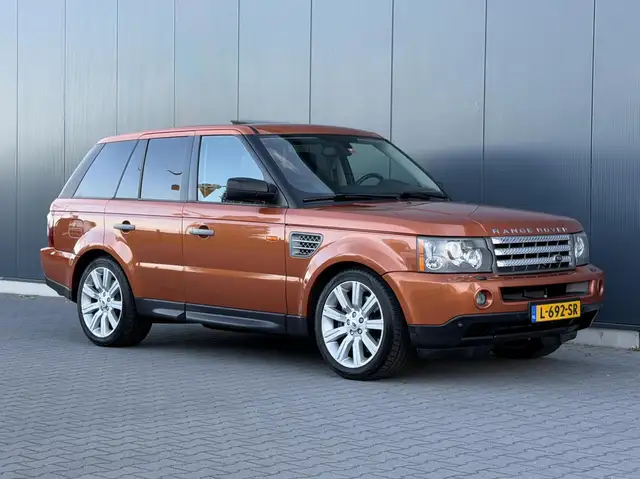 Land Rover Range Rover Sport view 10