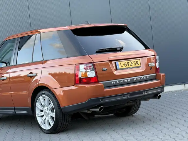 Land Rover Range Rover Sport view 13