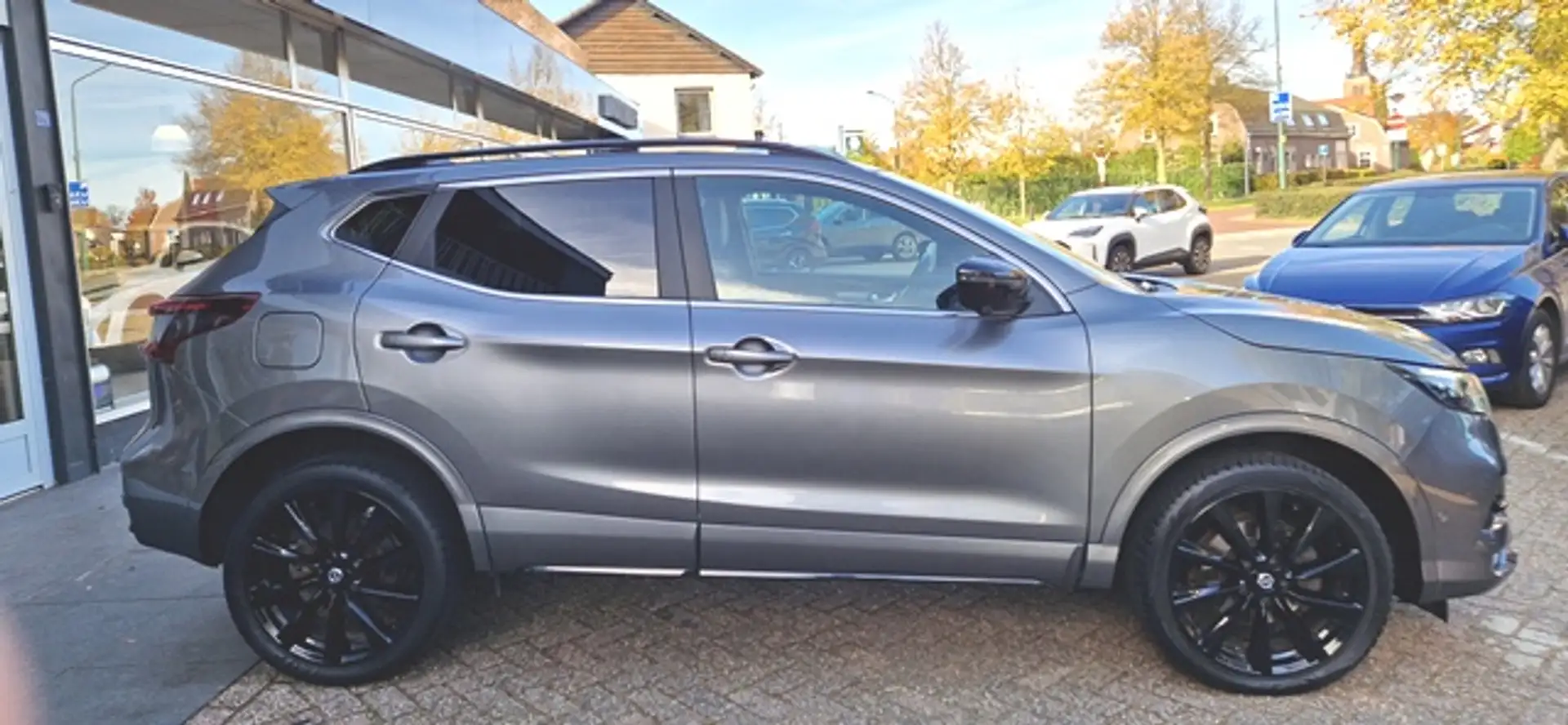 Nissan Qashqai 1.3 140PK DIG-Turbo N-TEC Dynamic Pack - Navi -Col Grijs - 2