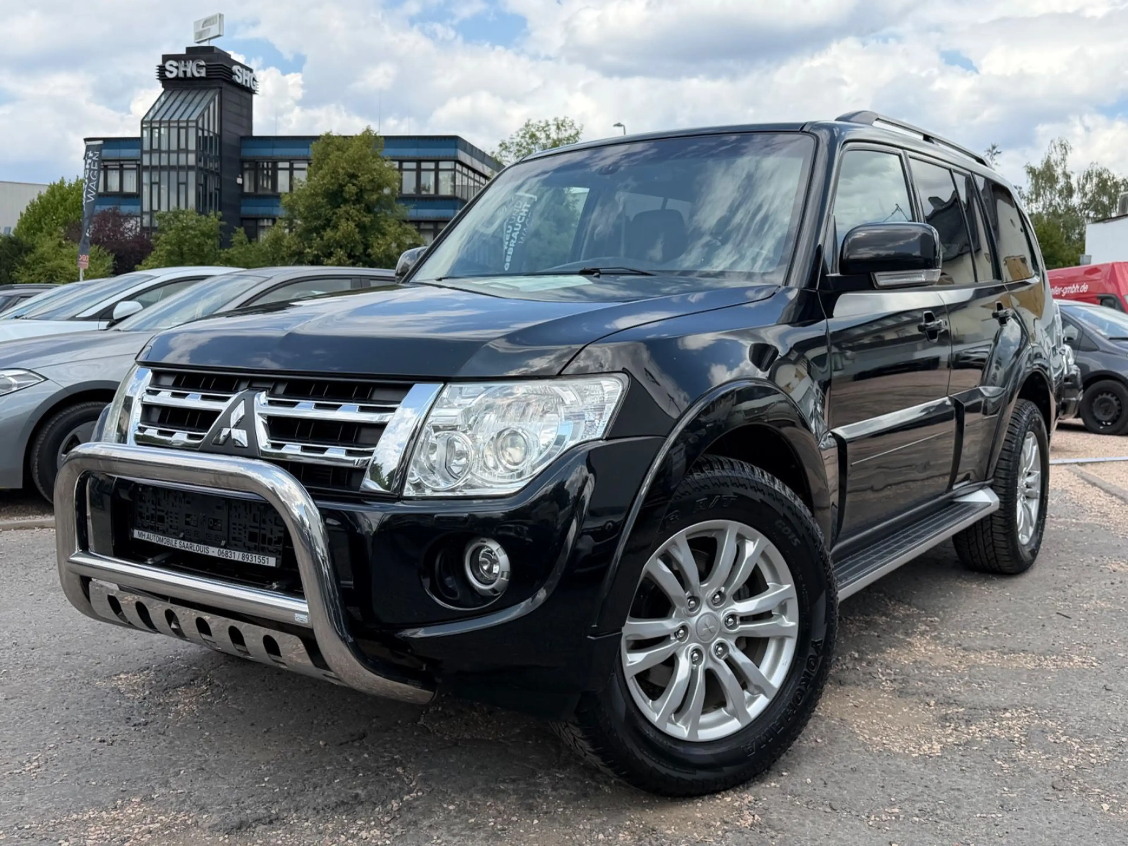 Mitsubishi Pajero 3.2 DI-D Instyle/7xSitzer/Leder/Pano/