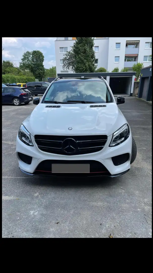 Mercedes-Benz GLE 250 d 4Matic 9G-TRONIC AMG Line Білий - 1