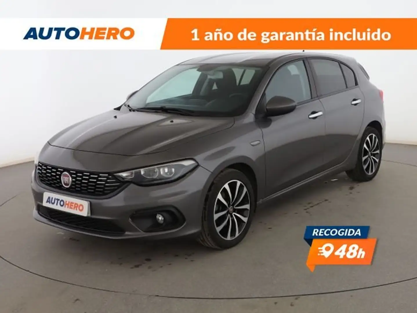 Fiat Tipo 1.4 Lounge Grijs - 1