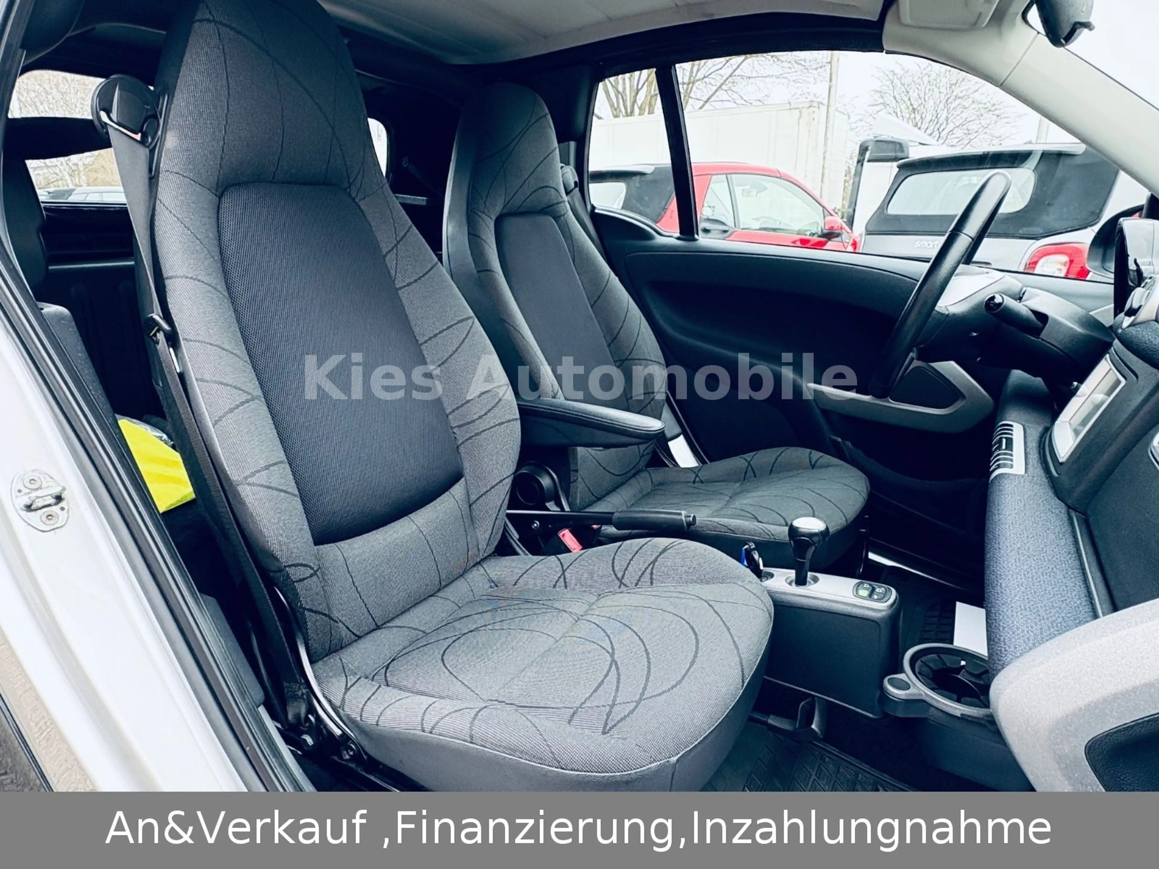 smart forTwo Cabrio Passion AUTOM/SERVO/SITZH/NAVI/TÜV — photo 14
