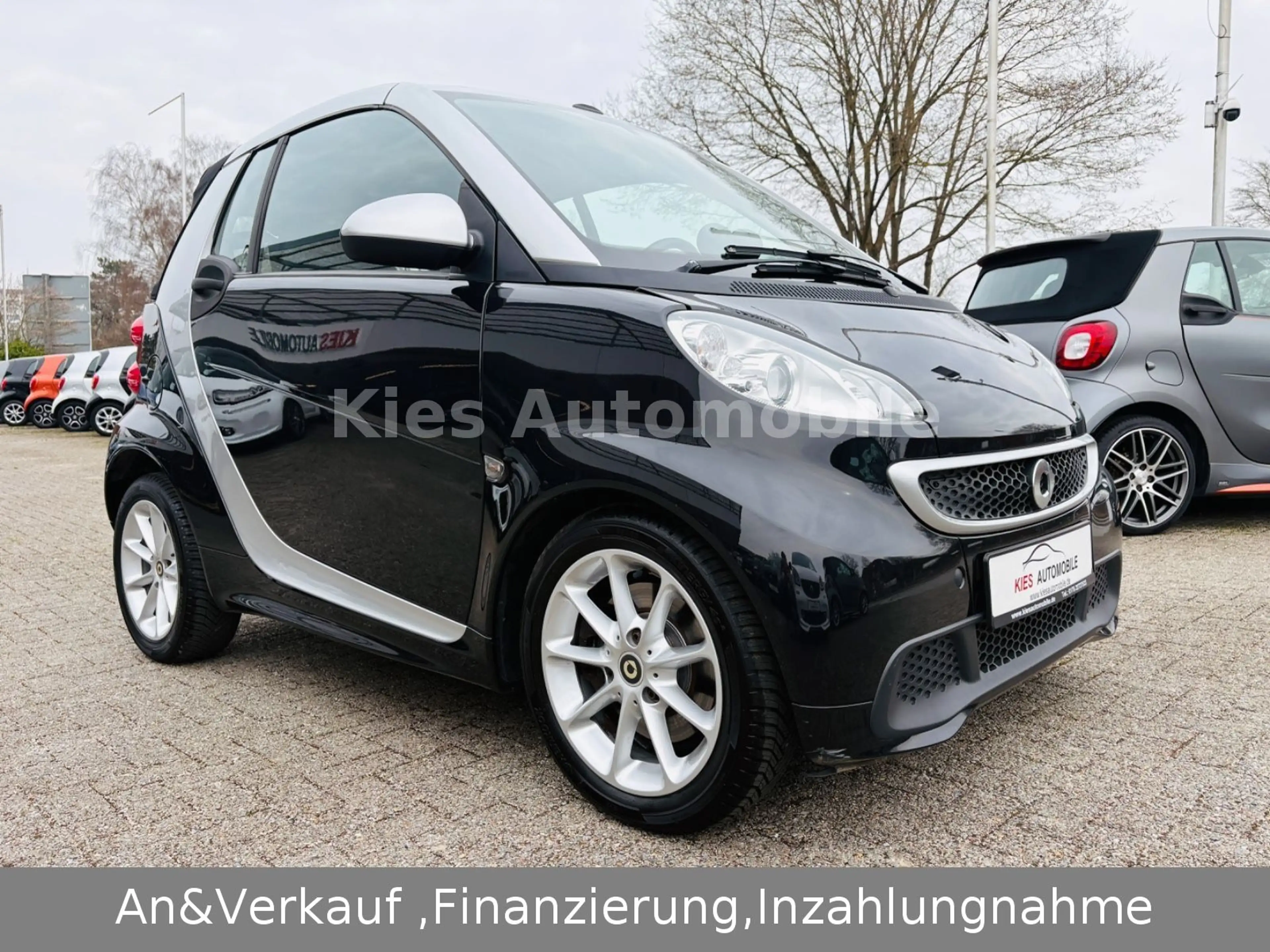 smart forTwo Cabrio Passion AUTOM/SERVO/SITZH/NAVI/TÜV — photo 2