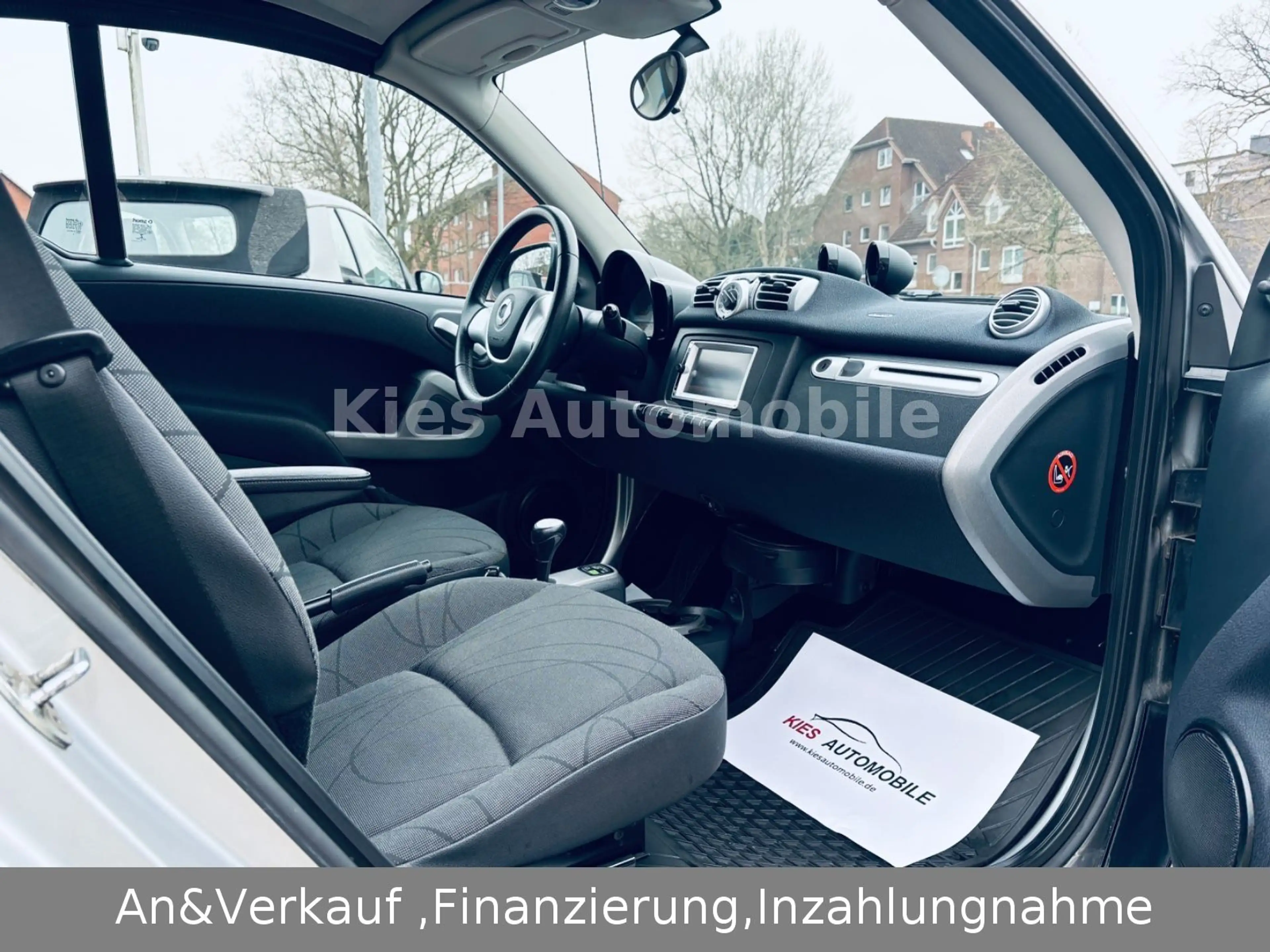 smart forTwo Cabrio Passion AUTOM/SERVO/SITZH/NAVI/TÜV — photo 15