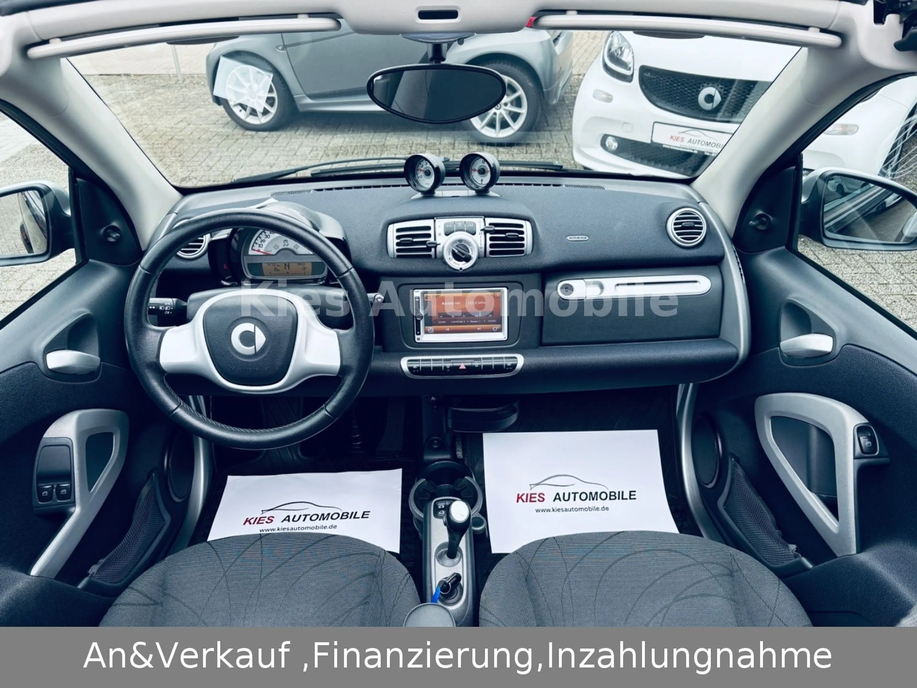 smart forTwo Cabrio Passion AUTOM/SERVO/SITZH/NAVI/TÜV — photo 9