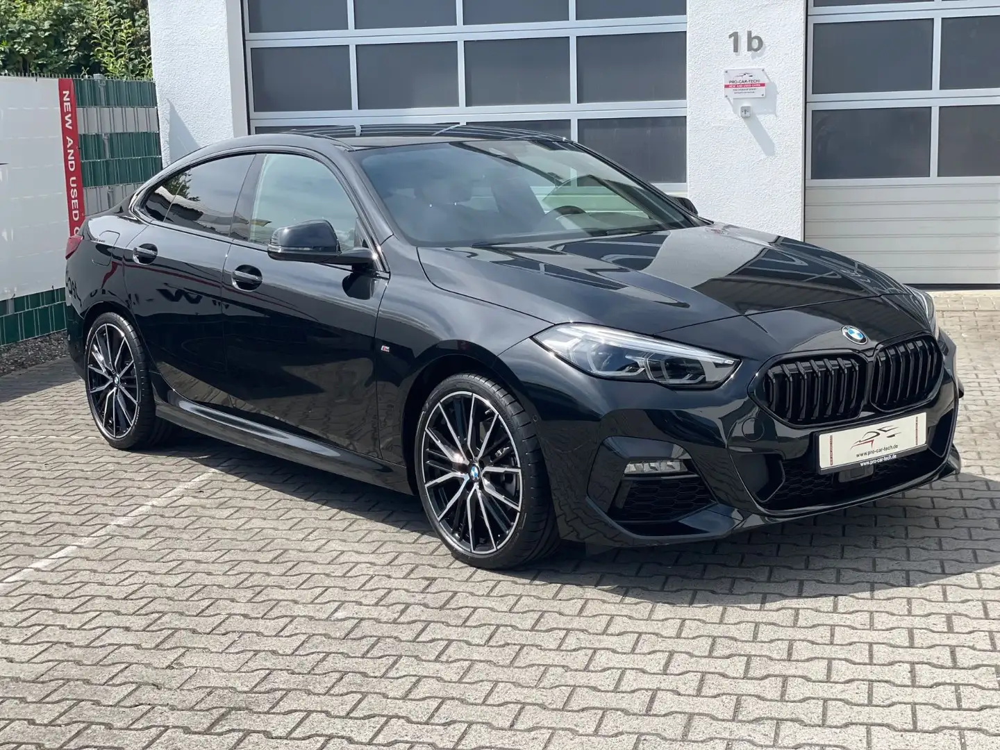 BMW 218i Gran Coupé|M-Sport|Navi|HiFi|ALU19"|LED| Schwarz - 1