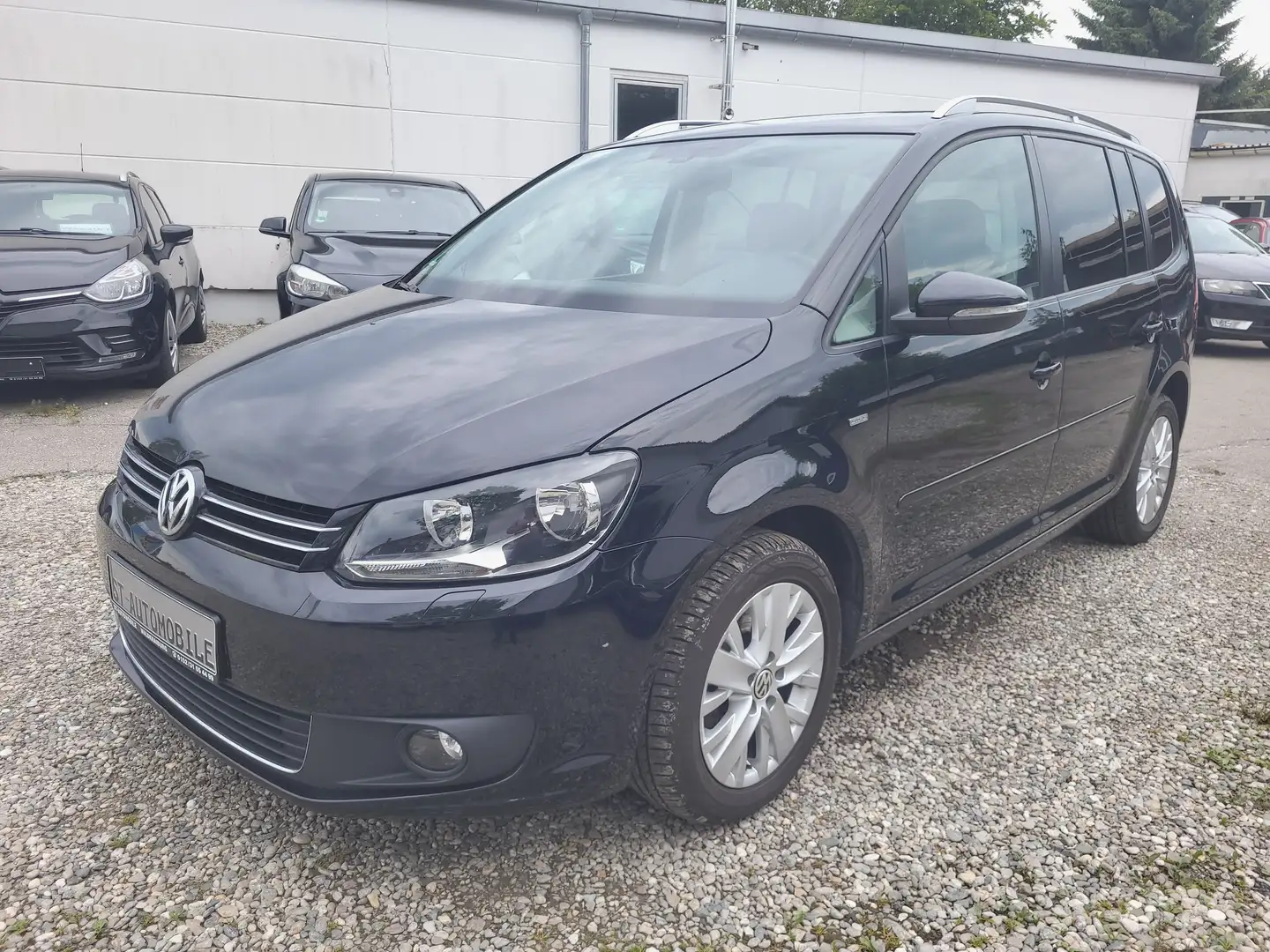Volkswagen Touran Life Zwart - 1