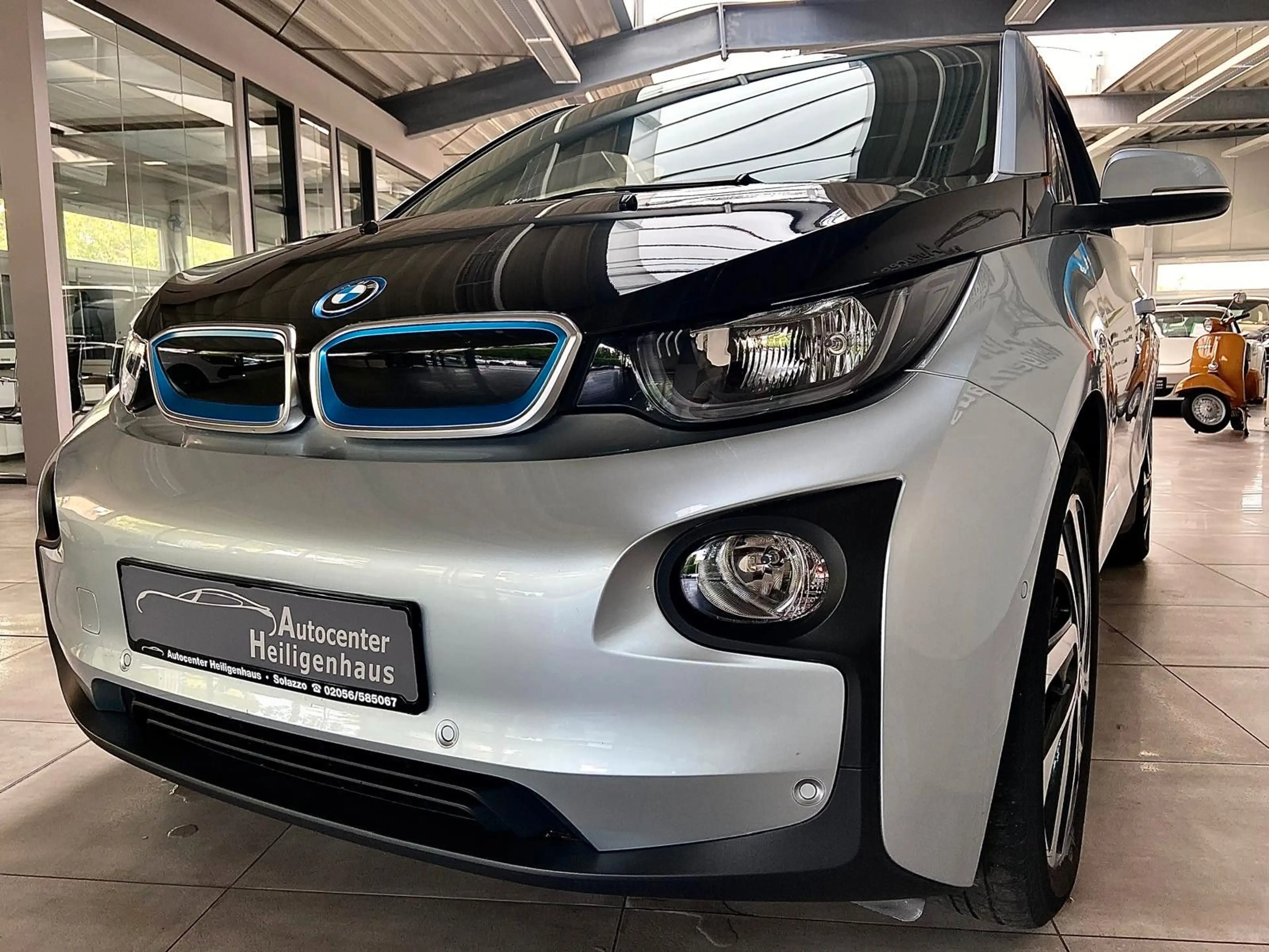 BMW i3 REX RANGE EXTENDER ACC Kamera Pano Navi SHZ — photo 3