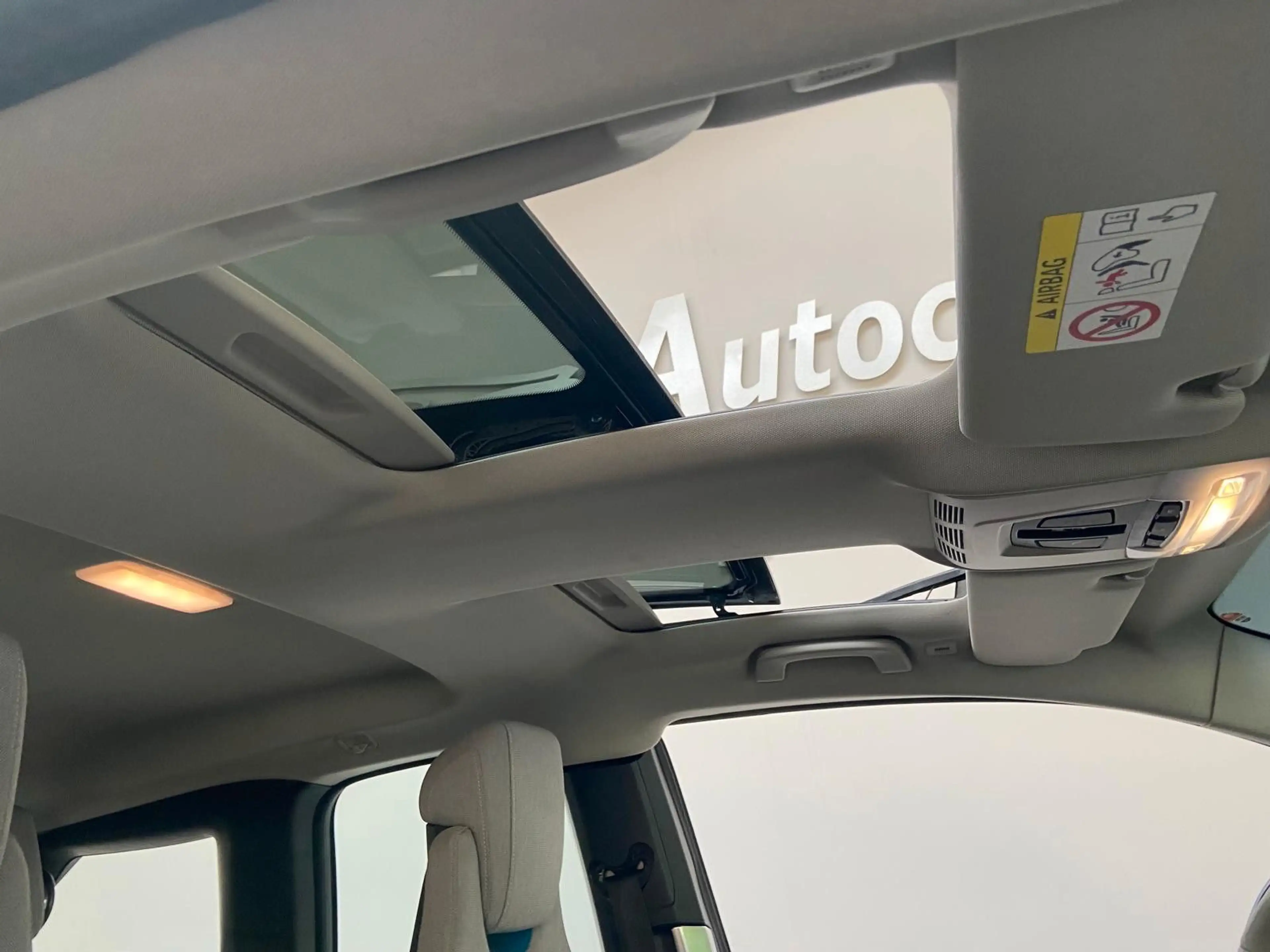 BMW i3 REX RANGE EXTENDER ACC Kamera Pano Navi SHZ — photo 13