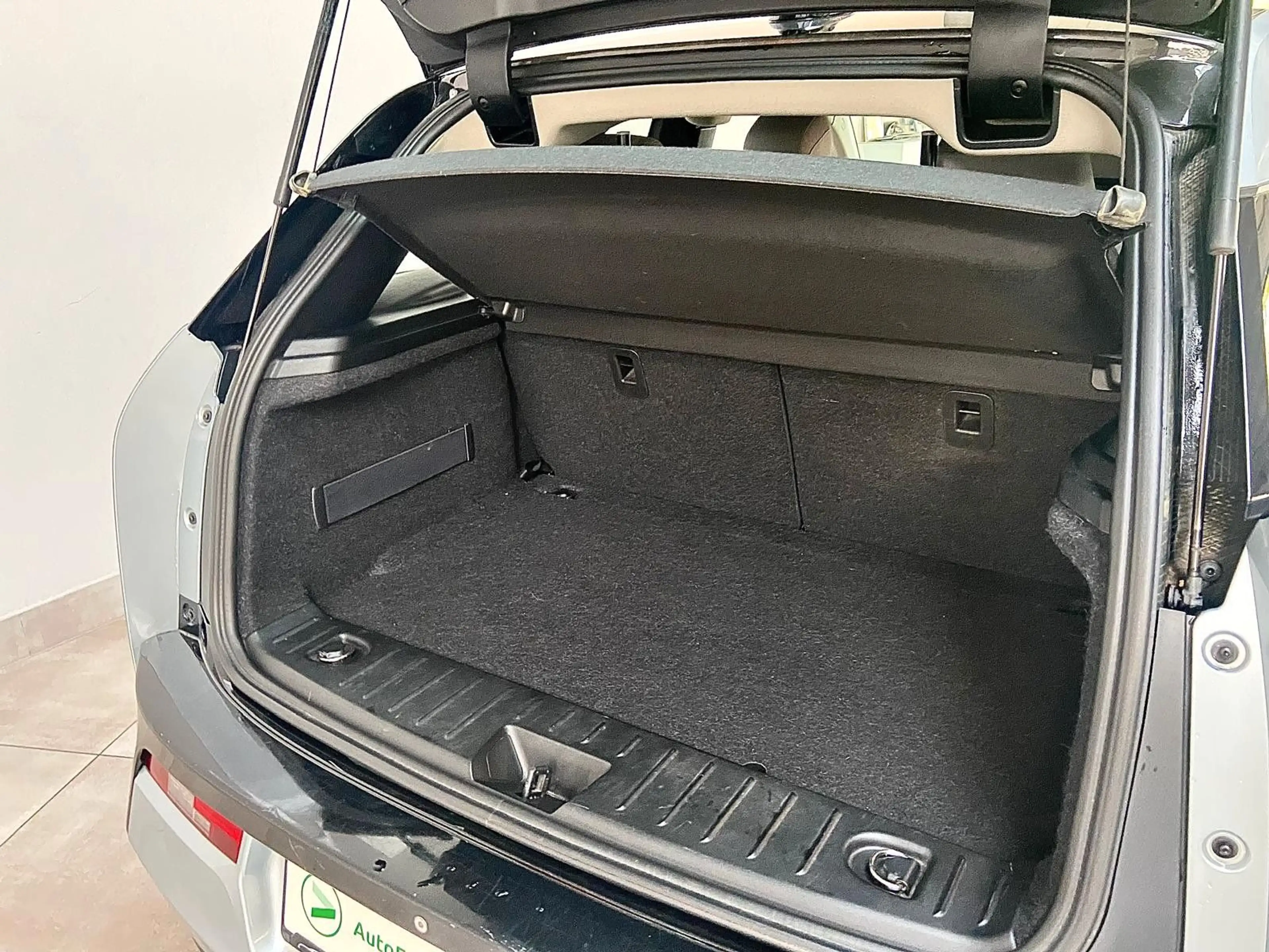 BMW i3 REX RANGE EXTENDER ACC Kamera Pano Navi SHZ — photo 9