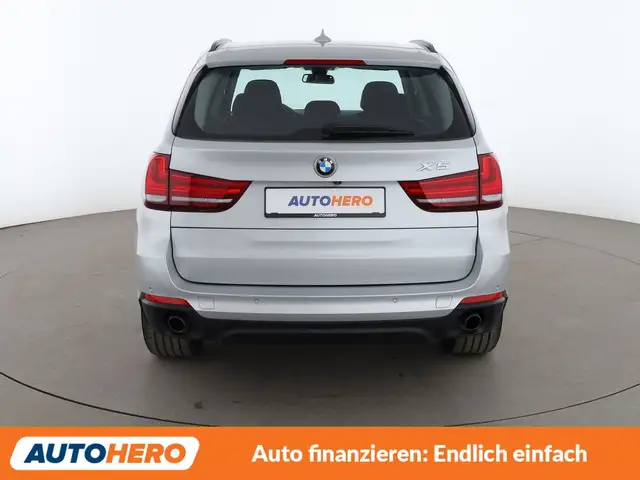 BMW X5 view 5