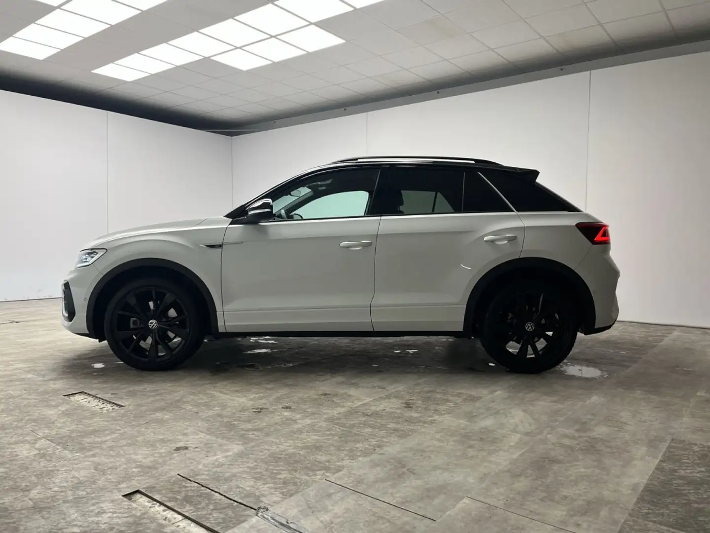Volkswagen T-Roc 1.5 TSI DSG R-Line Klima Navi Rückfahrkamera Weiß - 2