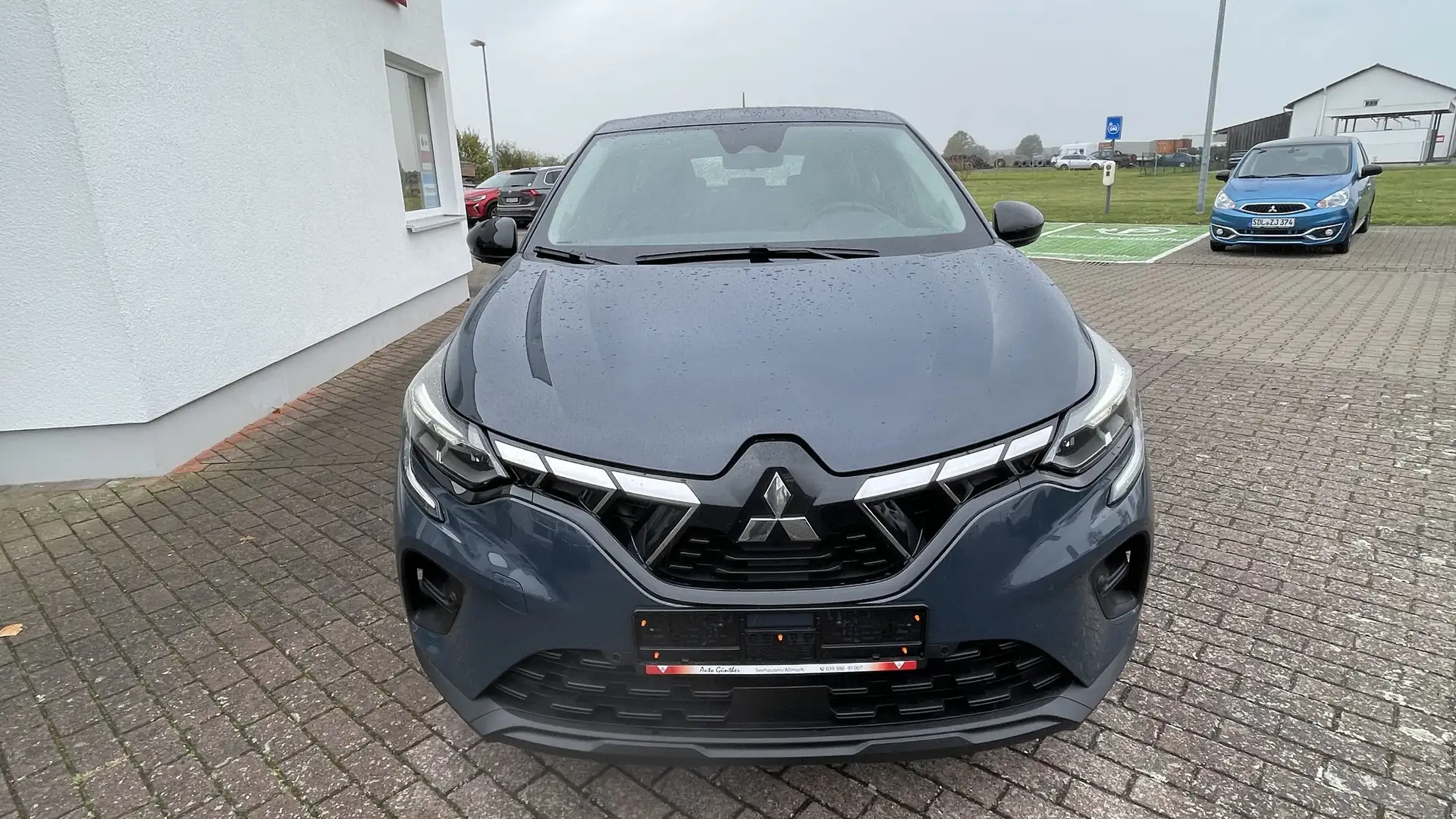 Mitsubishi ASX Basis Blau - 2