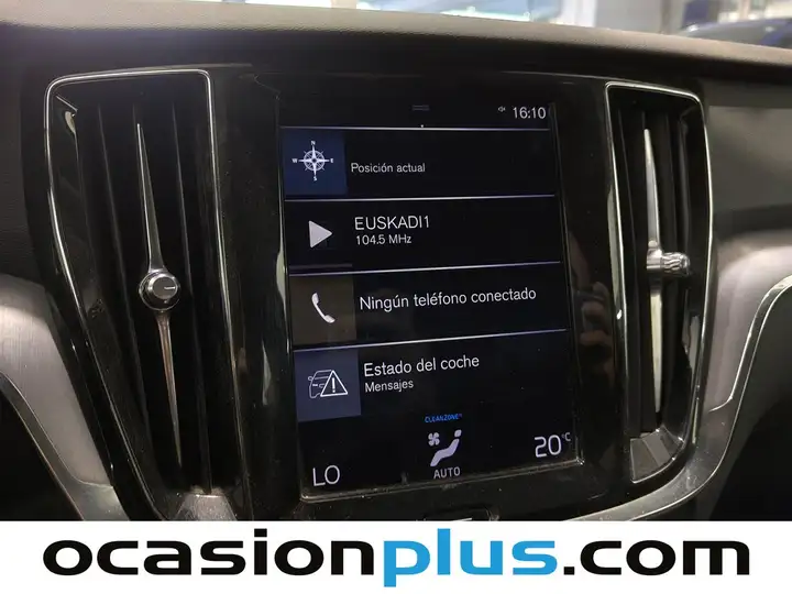 Volvo S60 D4 Momentum 2019, foto 8