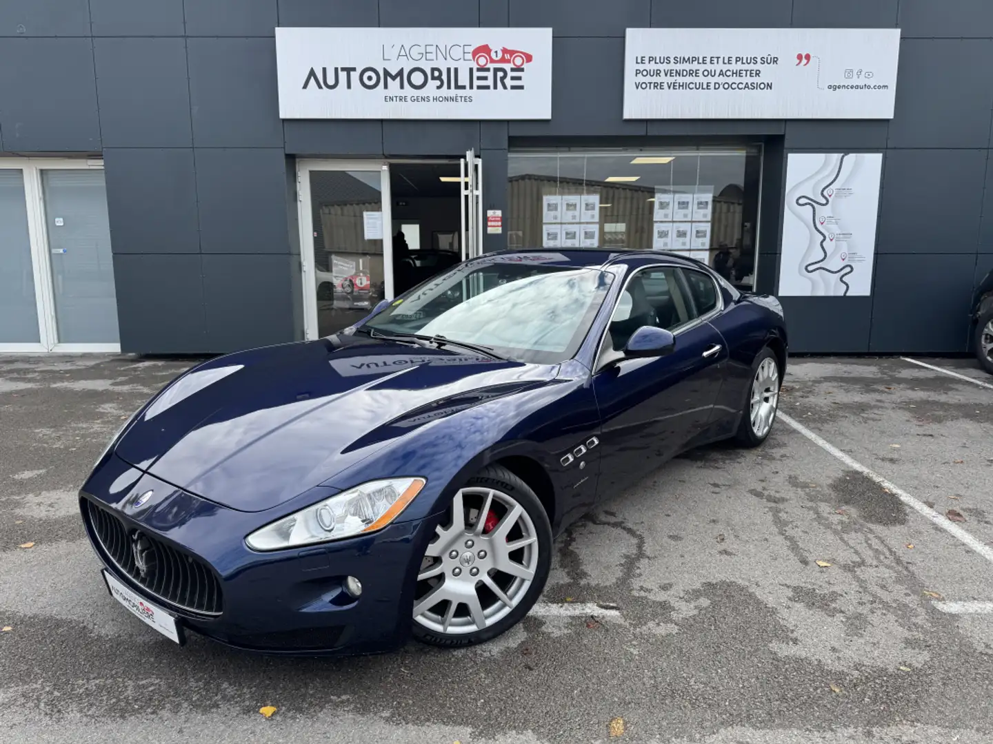 Maserati GranTurismo V8 4.2l BVA 405ch Pack S Bleu - 1