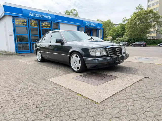 Mercedes-Benz E 260 E-Klasse