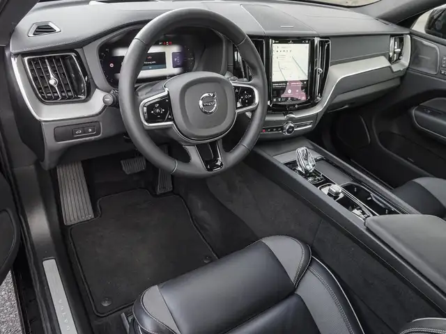 Volvo XC60 view 10
