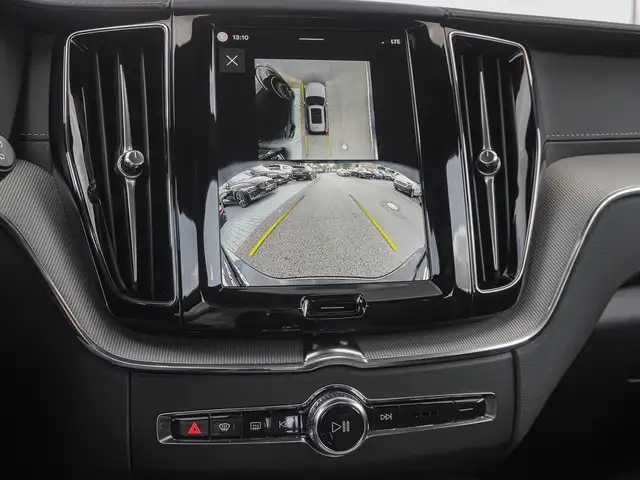 Volvo XC60 view 14