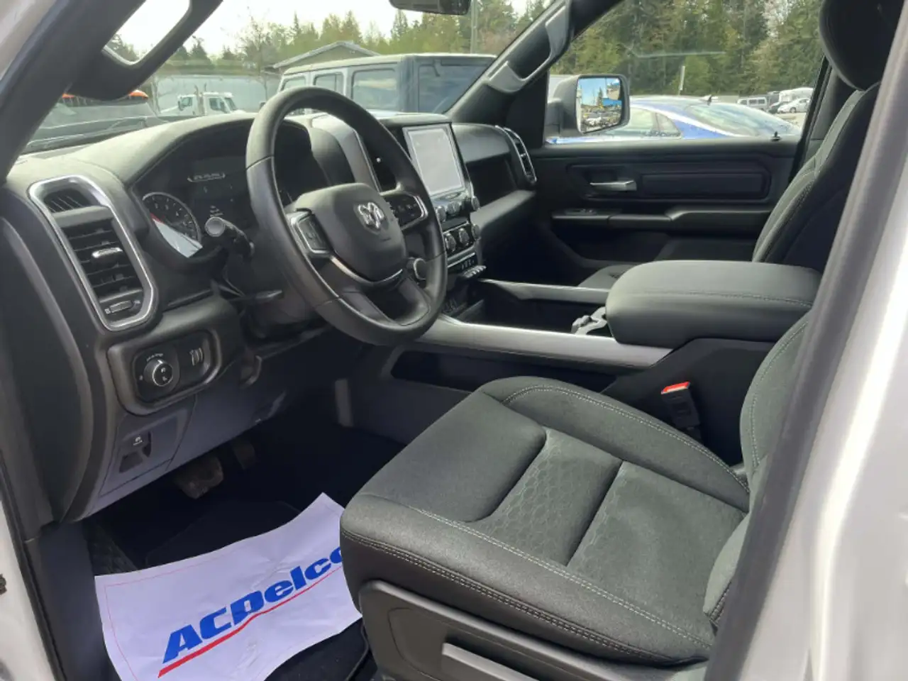 RAM 1500 снимка RAM 1500