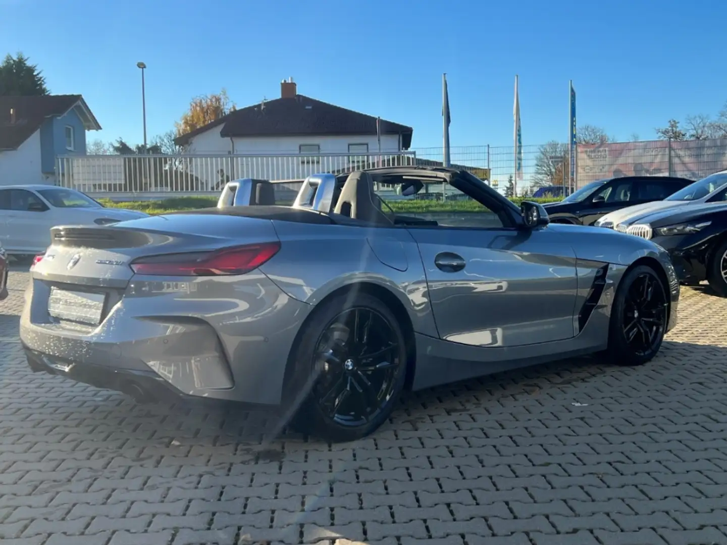 BMW Z4 sDrive 30 i A M Sport Roadster HUD Navi Fernlichta Grau - 2