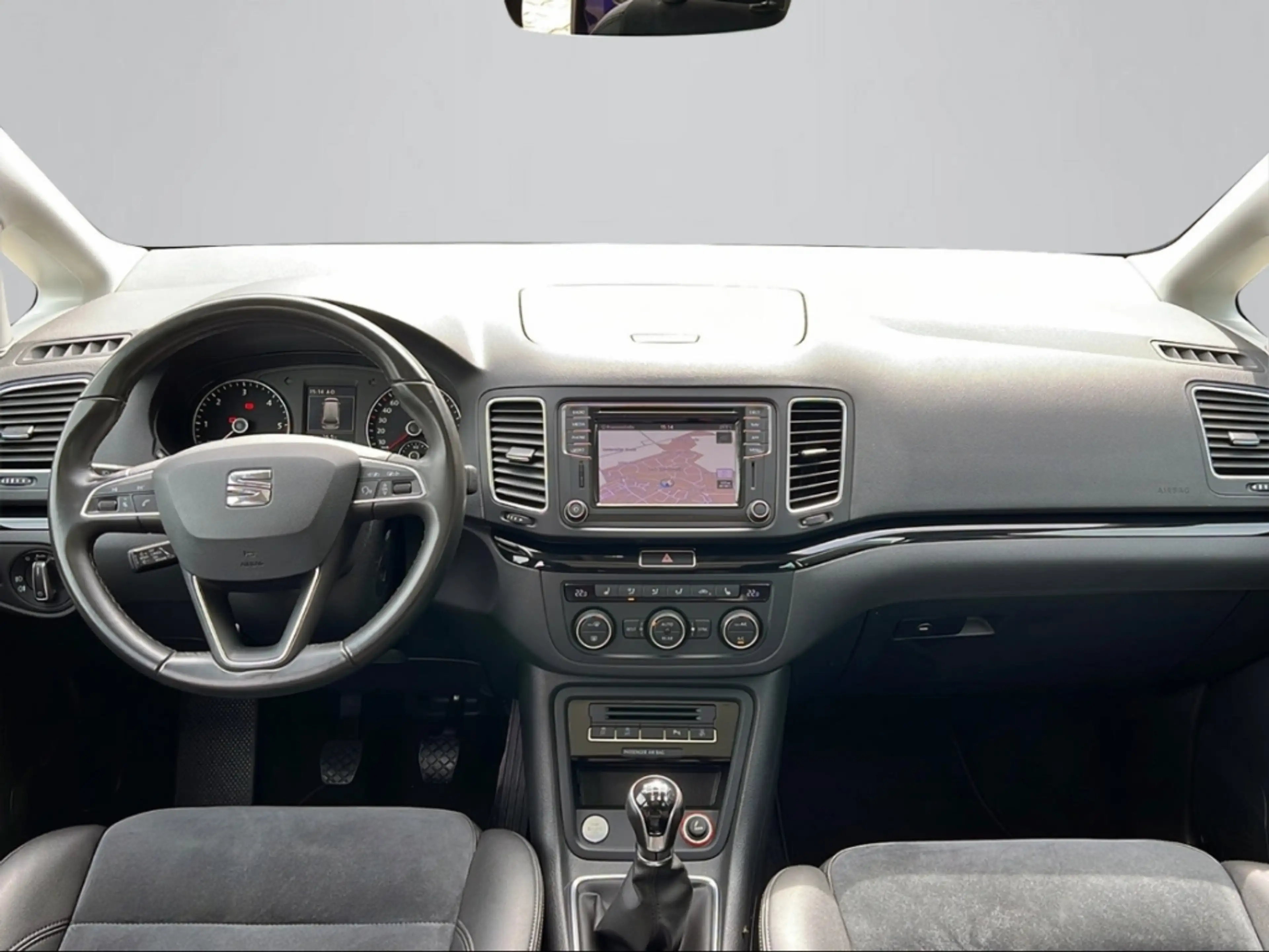 SEAT Alhambra Style AHK-klappbar Leder Soundsystem Bi-Xenon Dyn. — photo 12