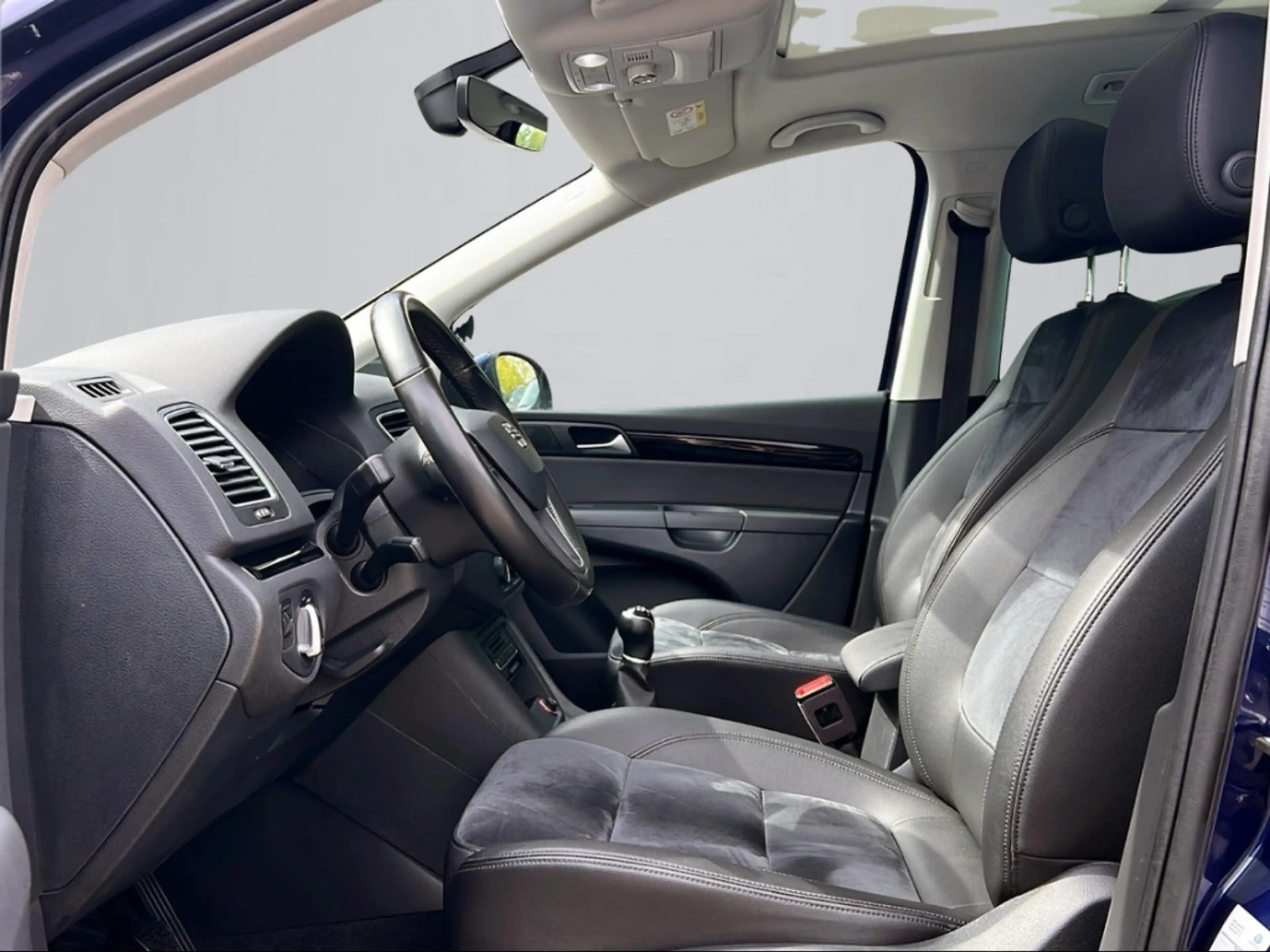SEAT Alhambra Style AHK-klappbar Leder Soundsystem Bi-Xenon Dyn. — photo 10