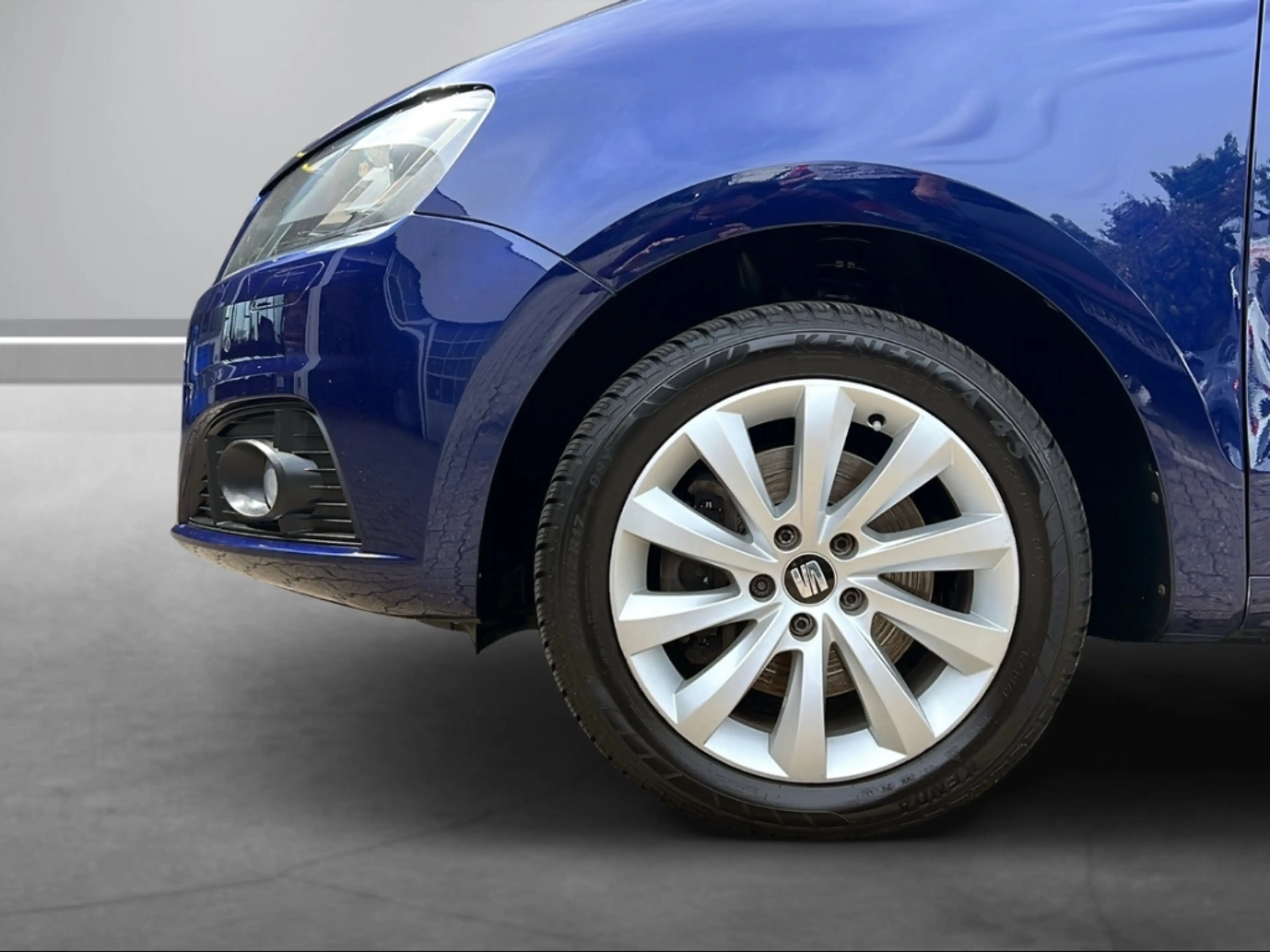 SEAT Alhambra Style AHK-klappbar Leder Soundsystem Bi-Xenon Dyn. — photo 3