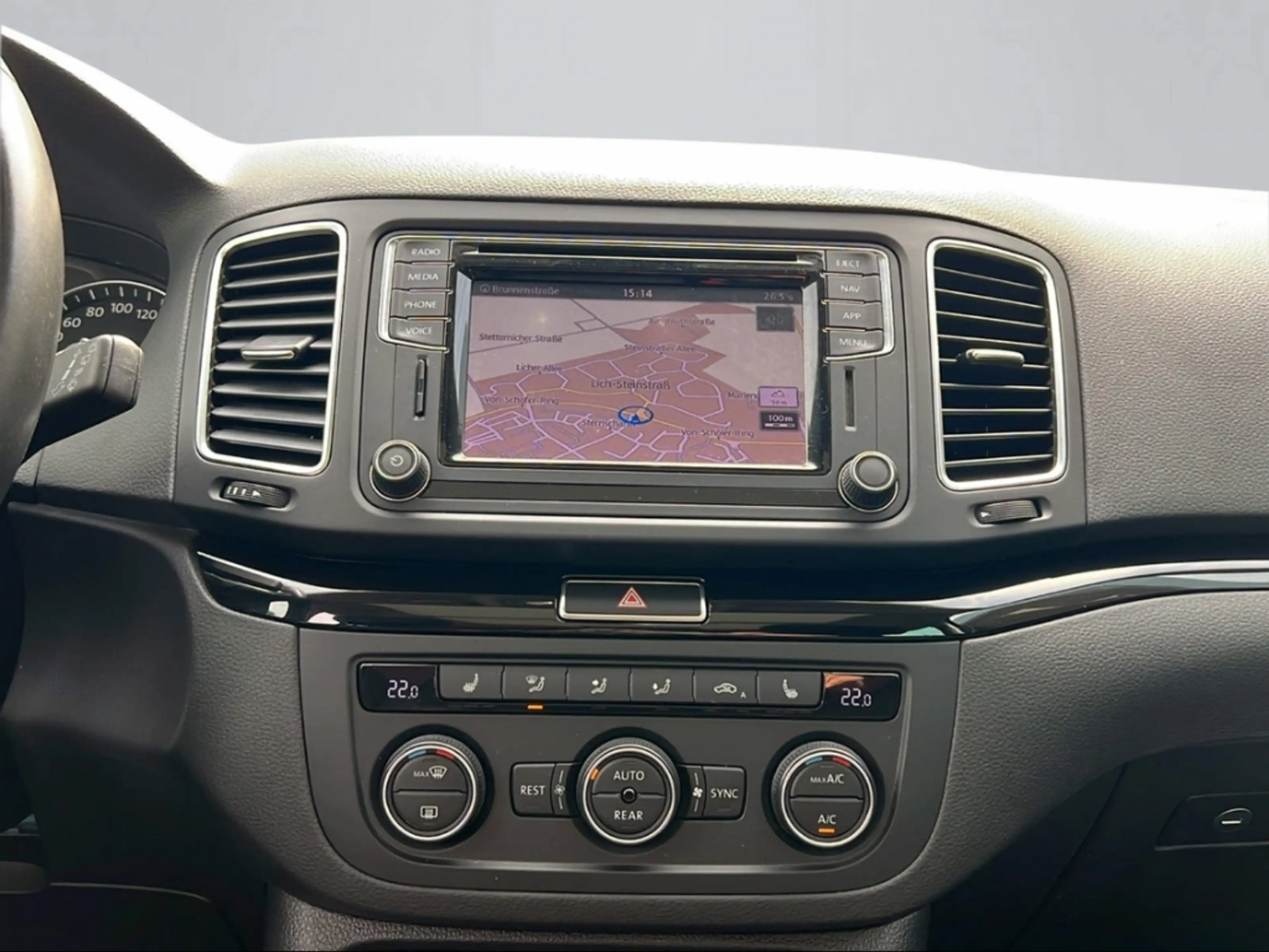 SEAT Alhambra Style AHK-klappbar Leder Soundsystem Bi-Xenon Dyn. — photo 13
