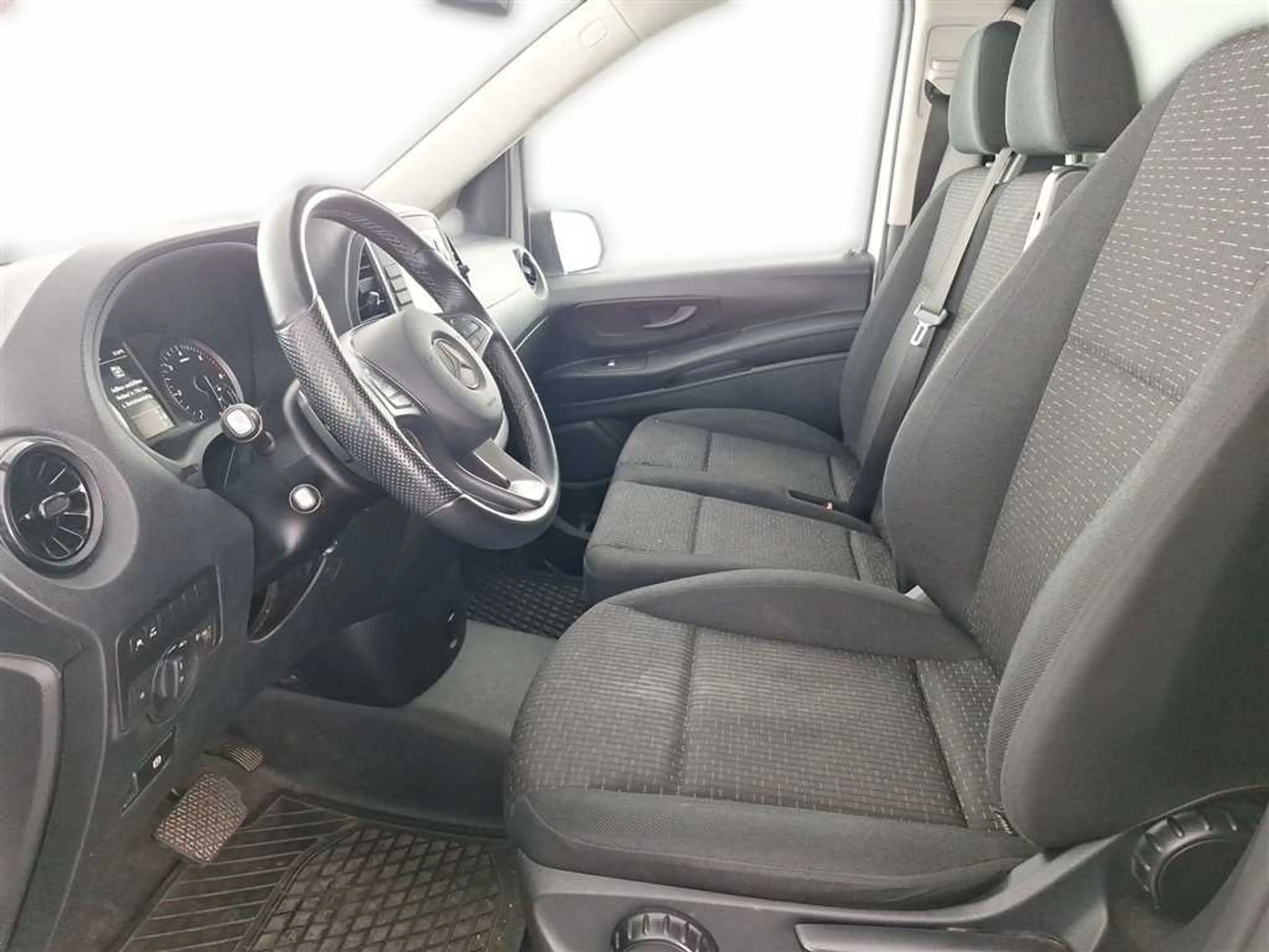 Mercedes-Benz Vito Tourer Pro 114 CDI EL 9G-tronic — photo 8