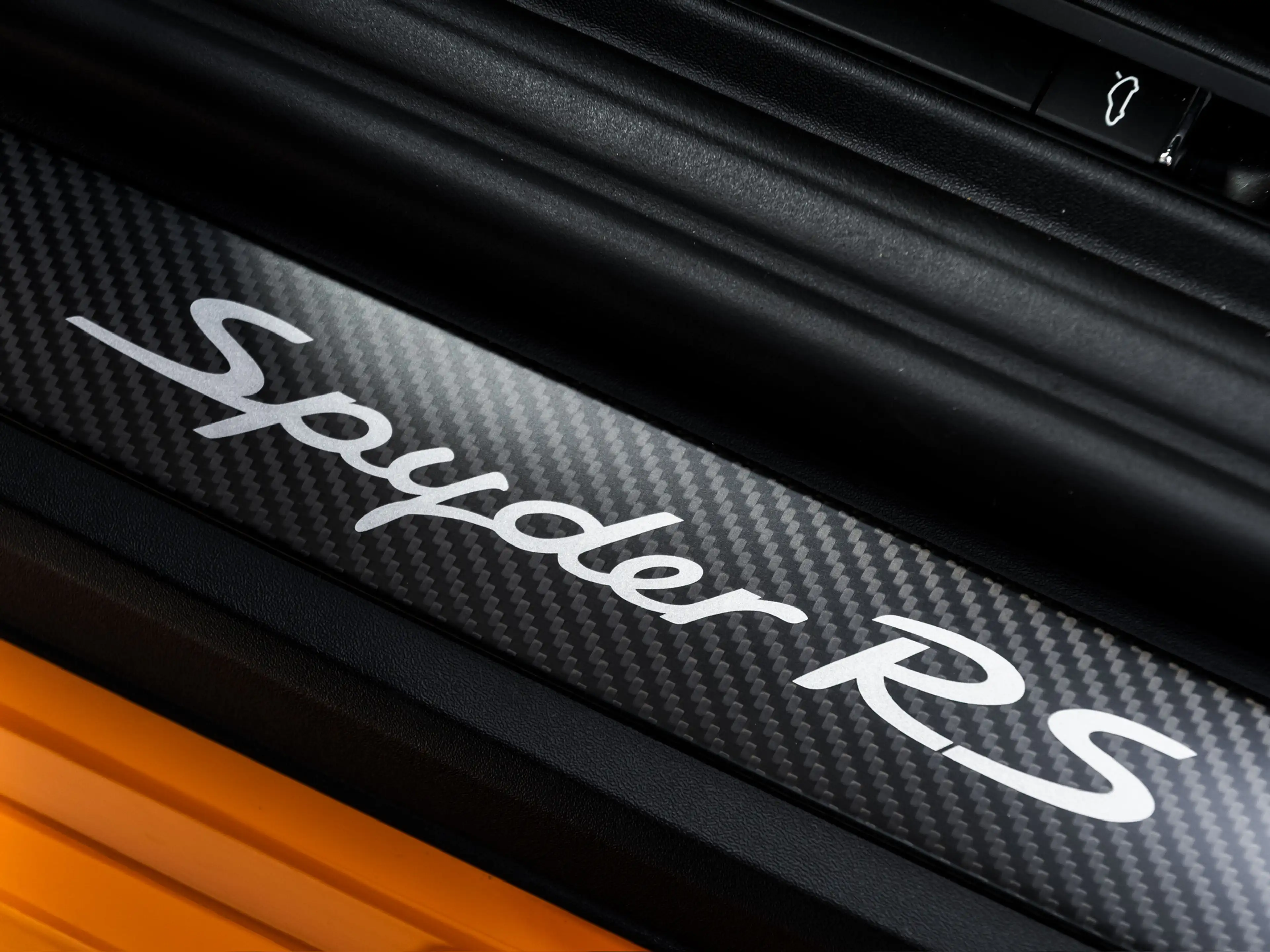 Porsche 718 Spyder 718 Spyder RS / PTS Bahama - Weissach - Carbon etc — photo 15