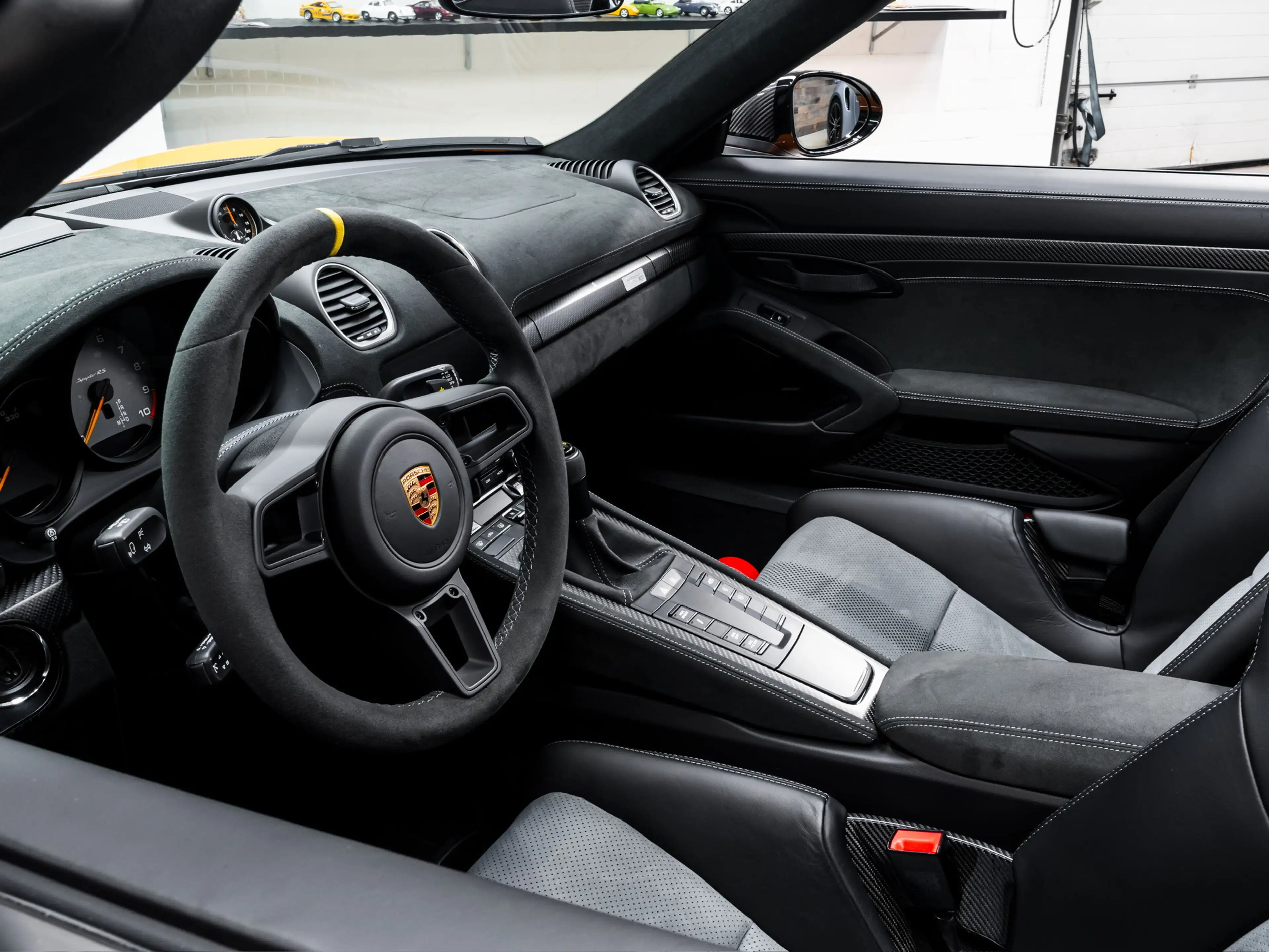 Porsche 718 Spyder 718 Spyder RS / PTS Bahama - Weissach - Carbon etc — photo 12