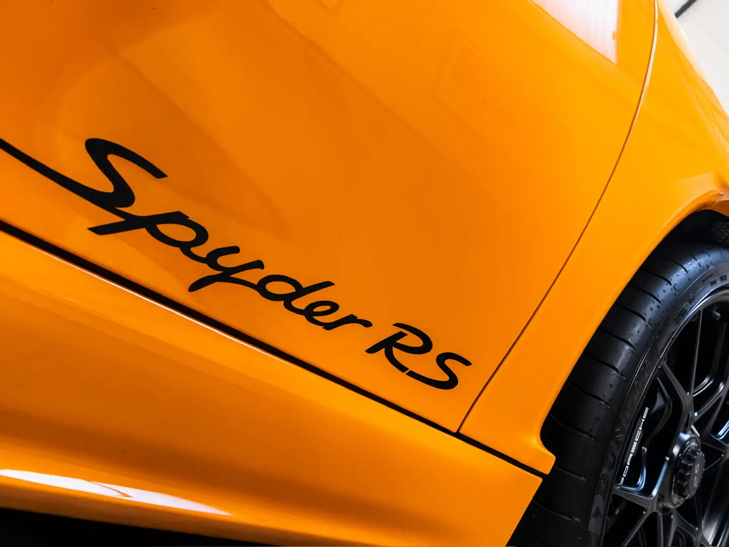 Porsche 718 Spyder 718 Spyder RS / PTS Bahama - Weissach - Carbon etc Jaune - 2