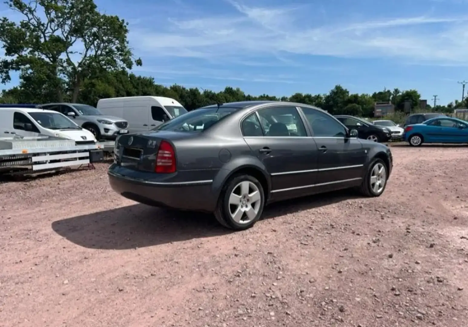 Skoda Superb Superb 2.5 V6 TDI 163 Confort Tiptronic A - 2