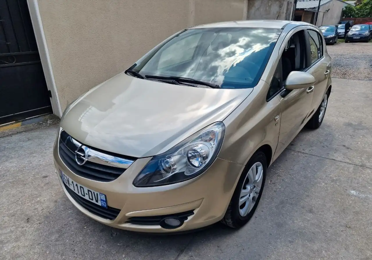 Opel Corsa 1.2 essence 86ch payer en 4x sans frais