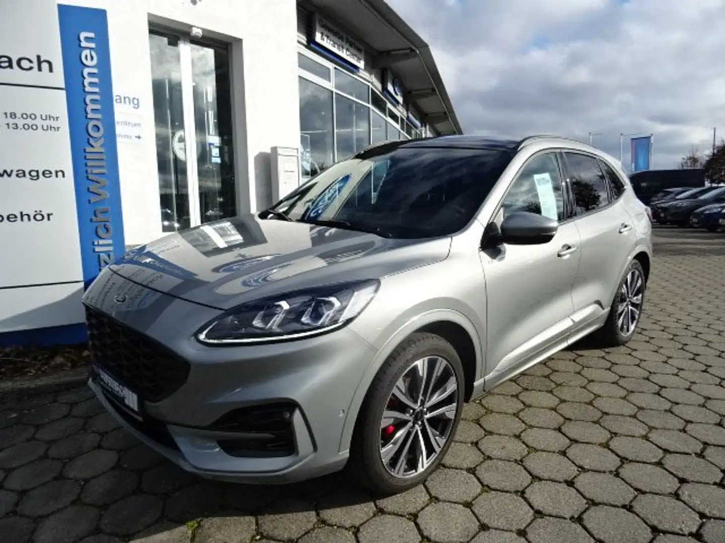 Ford Kuga 2.0 Ecoblue ST-Line X +Ahk+Pano+LED+20"+ACC+B&O Silber - 1
