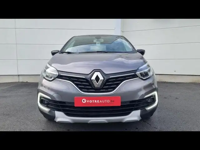 Renault Captur view 2