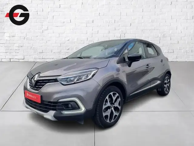2020 Renault Captur in Black for sale