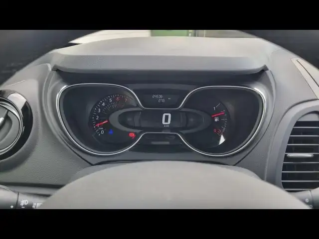 Renault Captur view 17